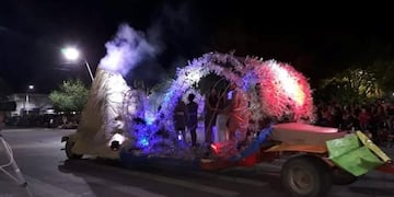 Desfile de carrozas en Villa Dolores