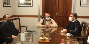 El intendente Carlos Sánchez se reunió con el titular de la Sub Secretaría de Economía Popular de la provincia, Federico Ugo\u002E