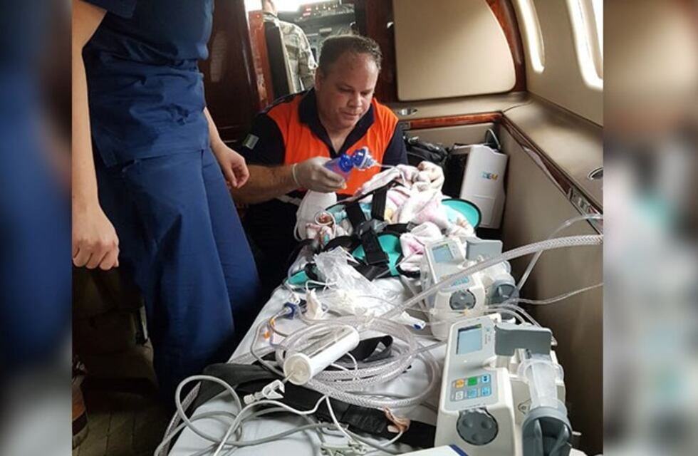 Dos bebés con cardiopatías fueron trasladados éxitosamente