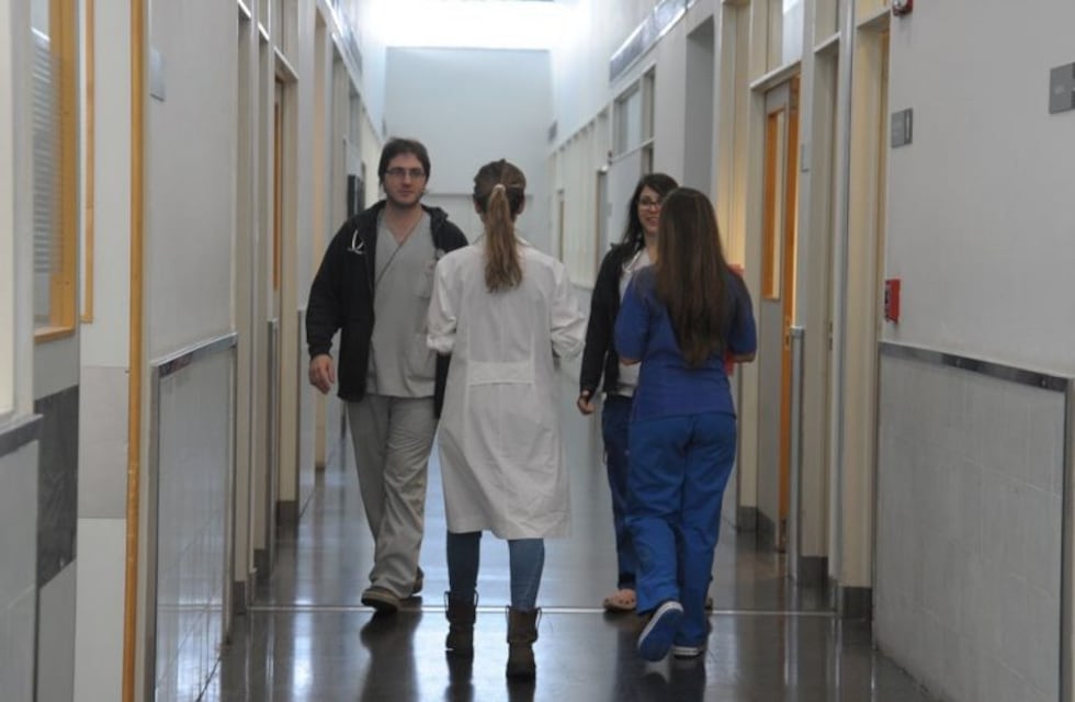 En Chubut ya entrevistan médicos venezolanos para su incorporación al sistema