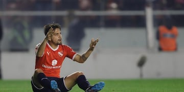 Los futbolistas de Independiente amenazan con iniciar una huelga si no cobran lo que les deben\u002E (EFE)