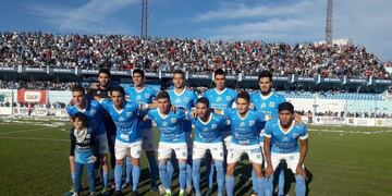 Una multitud acompaño al León\u002E El sueño de la B Nacional deberá seguir esperando\u002E