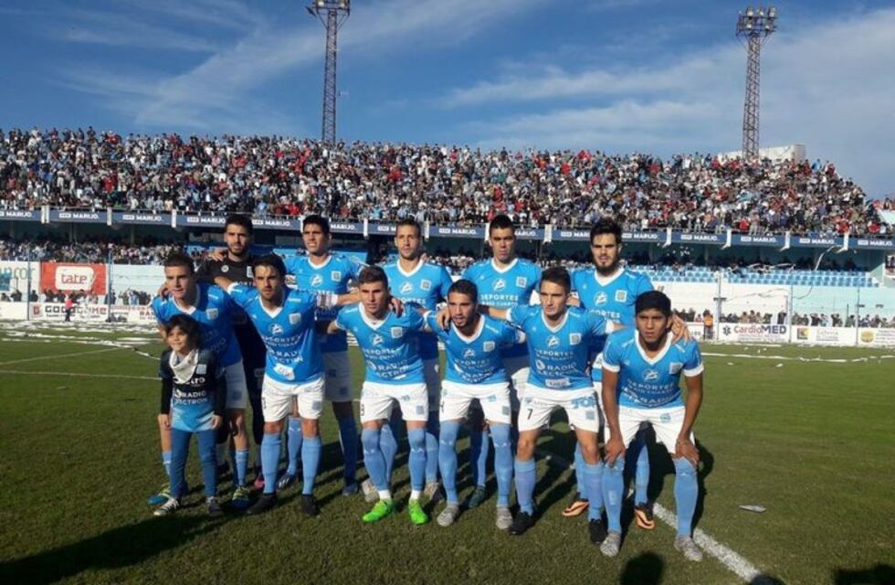Estudiantes de Río IV perdió por penales y se quedó sin ascenso a la B Nacional
