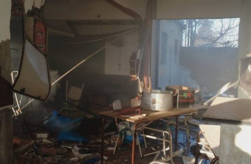 El gasista del colegio de Moreno, revelador: "Me llamaron a las 8.06 y un minuto después explotaron"