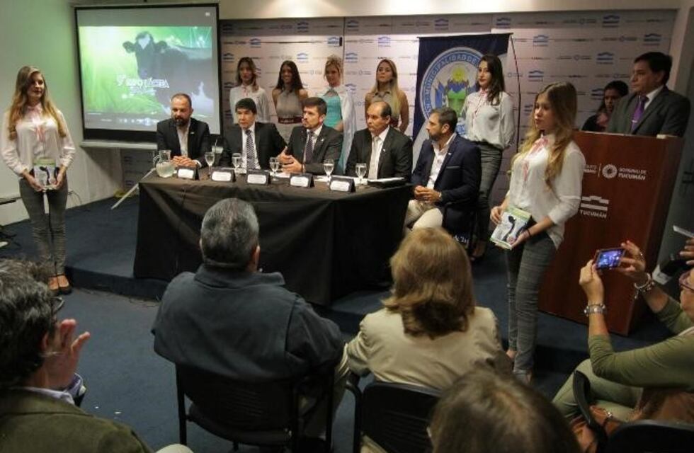 Karina y Axel se presentarán gratis en la Expo Láctea en Trancas