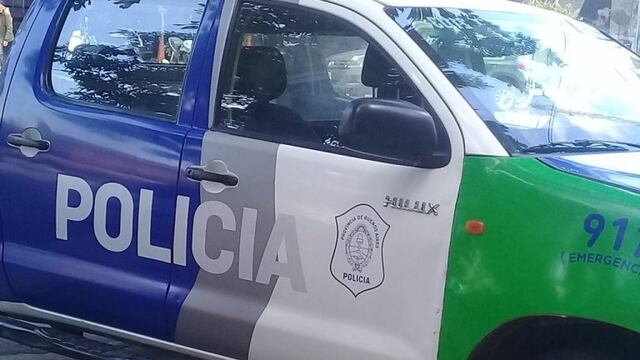 La Policía busca a dos sospechosos que estuvieron involucrados en el tiroteo.