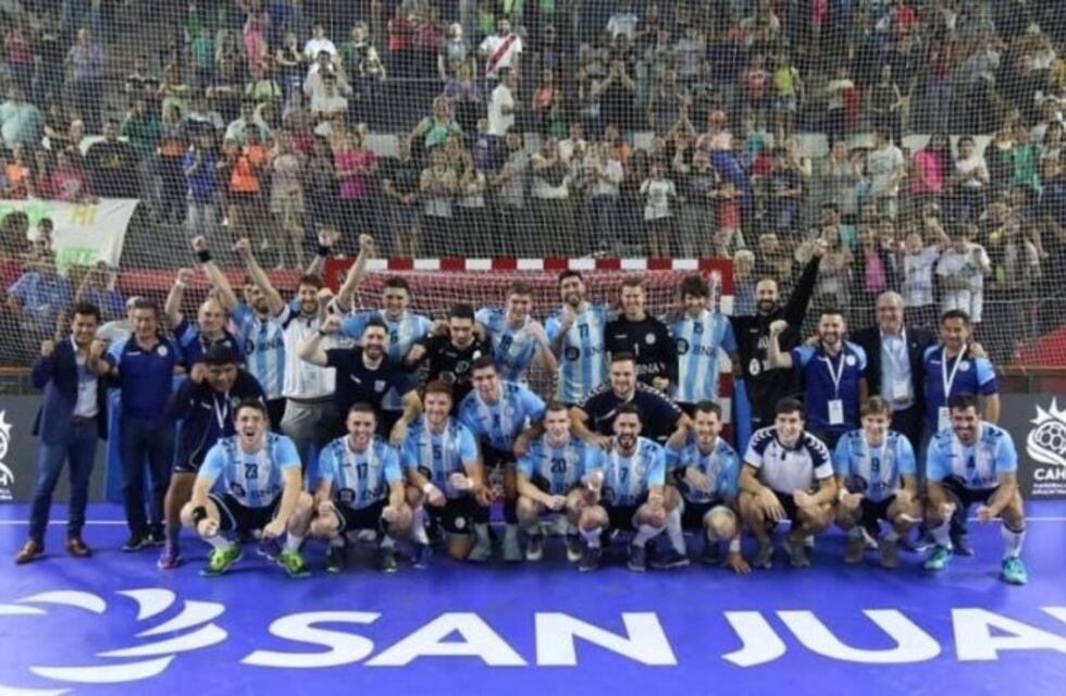El seleccionado masculino de handball se coronó campeón del Cuatro Naciones disputado en San Juan