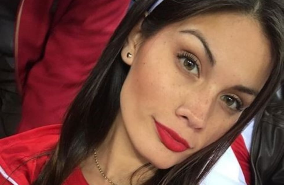 La hincha peruana que acaparó todas las miradas en las tribunas del Olímpico de Sochi