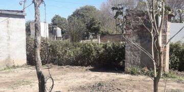 El patio donde fue encontrado el cuerpo de la adolescente\u002E (Diario Norte)\u002E