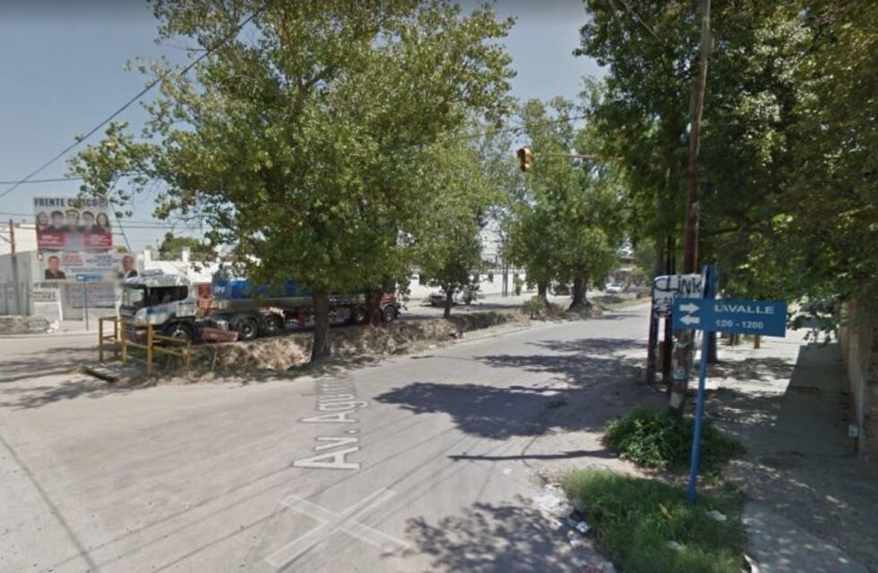 Una santiagueña tuvo su hijo en plena calle y fue asistida por paramédicos