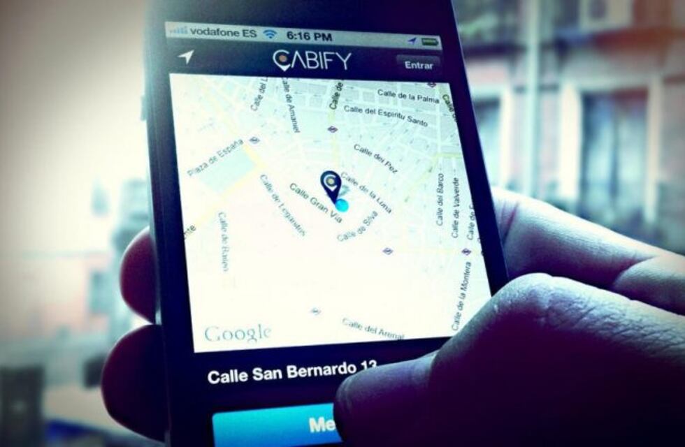 La app que amenazaba a los taxistas rosarinos posterga su lanzamiento