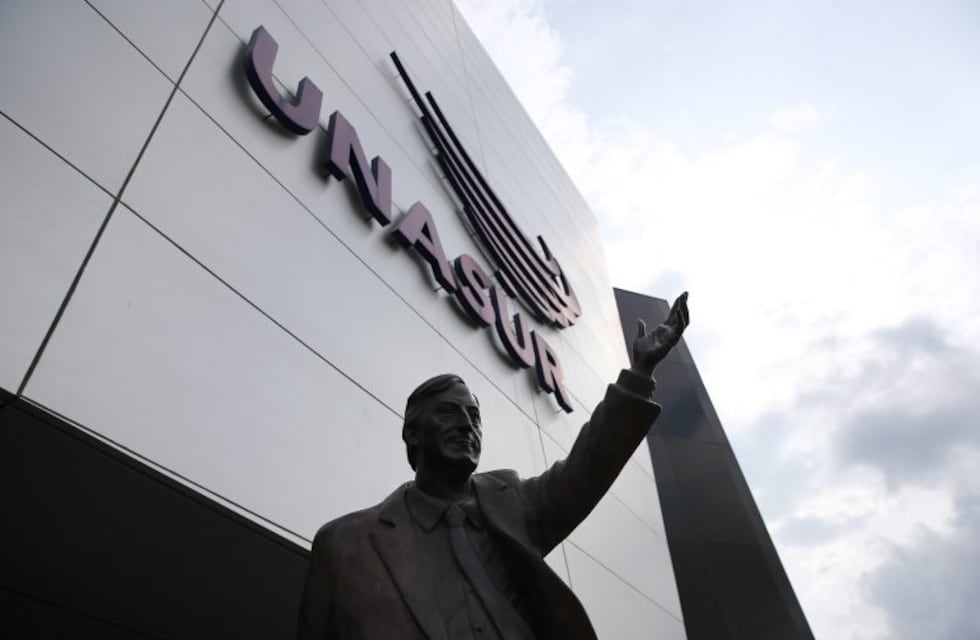 Ecuador retiró la estatua de Néstor Kirchner de la sede de Unasur