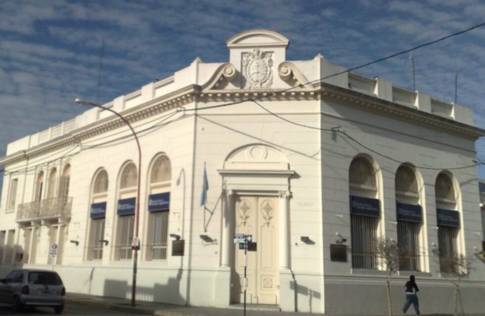 Los bancos vuelven a atender hasta las 15 horas