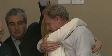 Los padres de Justina celebran la media sanción