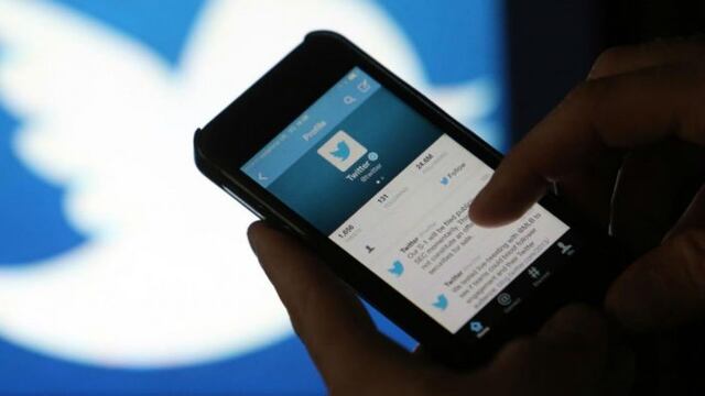 Se enteró a través de Twitter que su novia le era infiel.