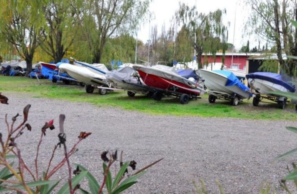 Gremios reclaman derechos laborales en la nueva ley de pesca provincial