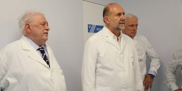 Gines González García anticipó la vacunación antigripal (Gobierno de Santa Fe)