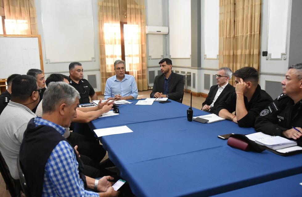 Reunión del Comando Unificado con la presencia del Intendente