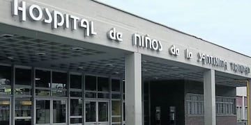 La pequeña fue trasladada de urgencia y su estado es grave.