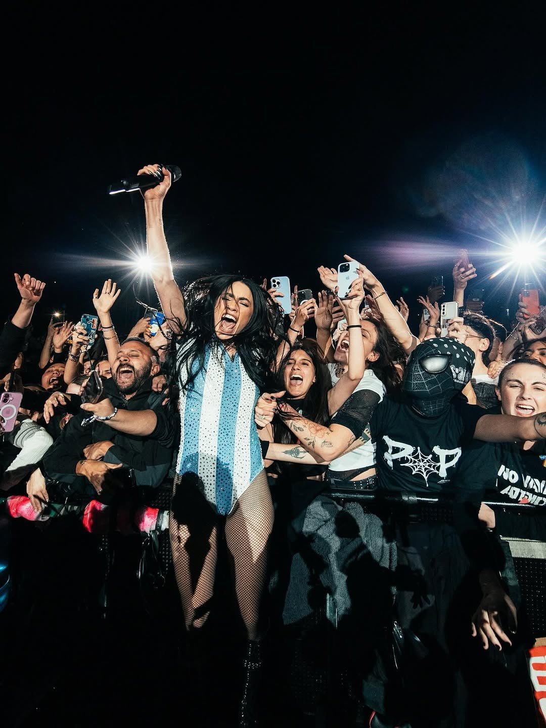 La cantante la rompió en Vélez y se prepara para su quinto show del año.
