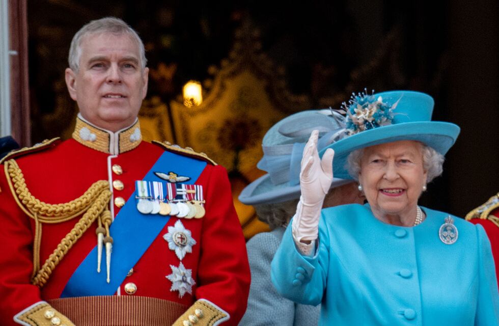 La Reina Isabel II celebra su Jubileo de Platino: comienza la fiesta para recordar sus 70 años como monarca