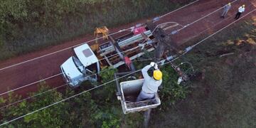Puerto Rico: cooperativas eléctricas debieron endeudarse para poder seguir brindando el servicio