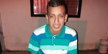 El joven de 21 años vivía en el barrio Santa Lucía y lo internaron en el Heca.