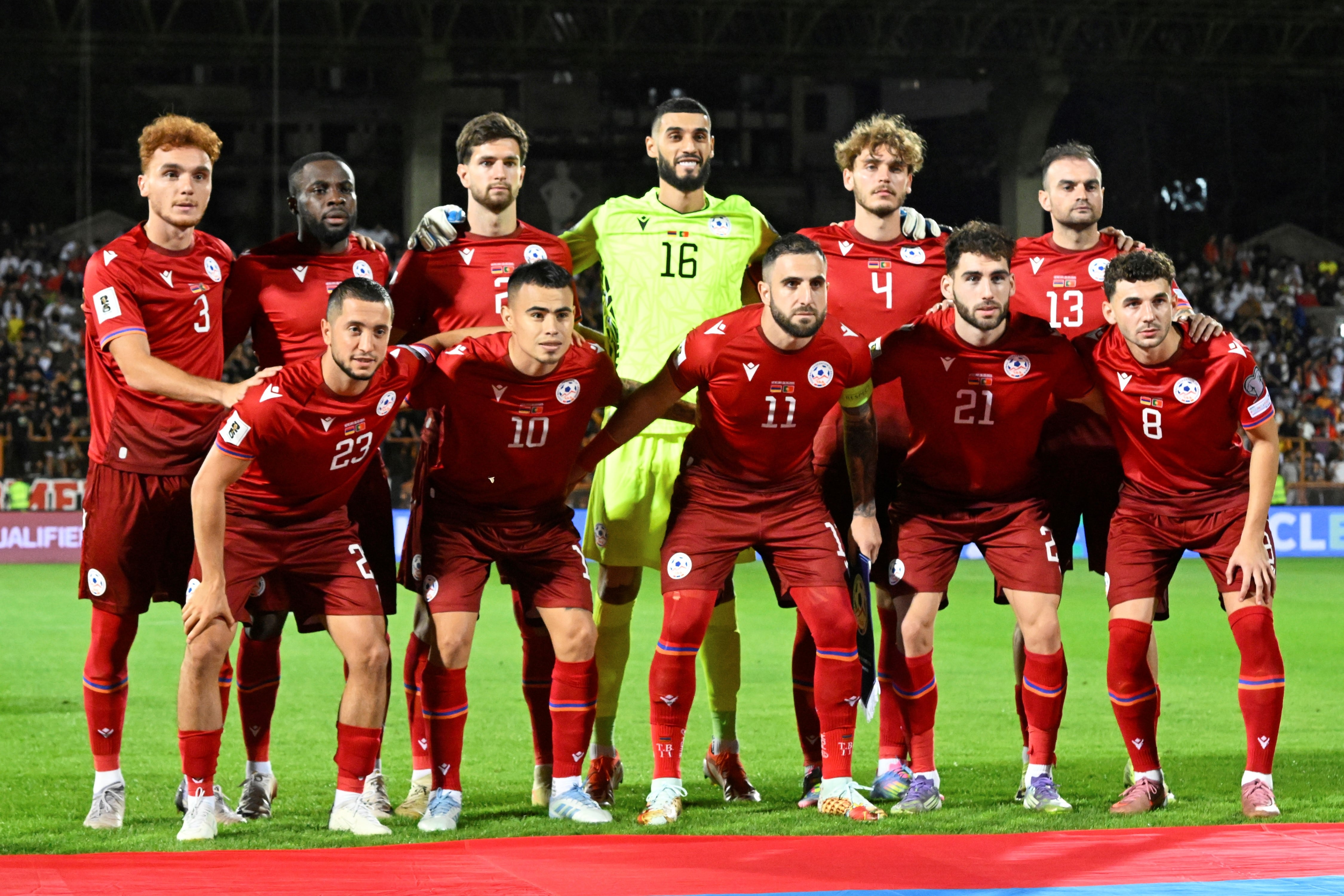 Armenia sufrió una dura goleada ante Portugal con Zelarayán como titular. (AP).