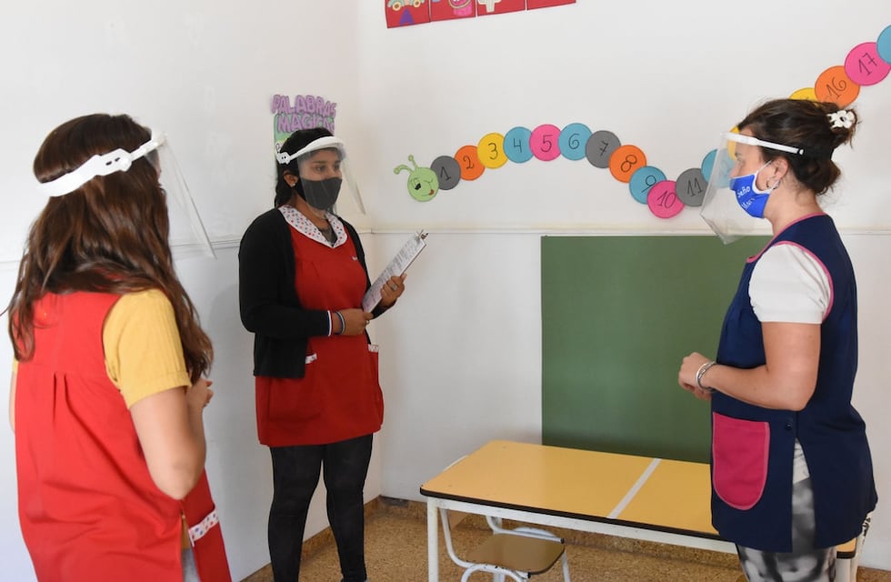 La Brigada Sanitaria ya recorrió 15 jardines para reforzar la aplicación de los protocolos