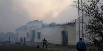 Casa de Tucuman prendida fuego