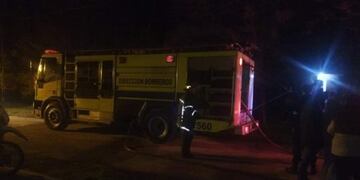 Se incendió una casa en el barrio La Florida de Mar del Plata y las pérdidas fueron totales