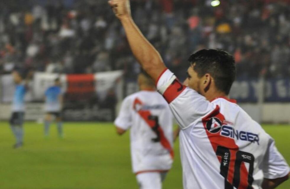 Guaraní semifinalista define el Regional ante Sol de América