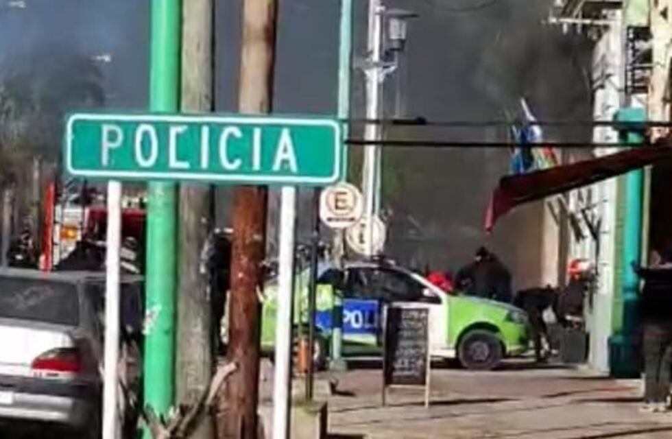 Ensenada: incendió la comisaría y lo contó por redes sociales