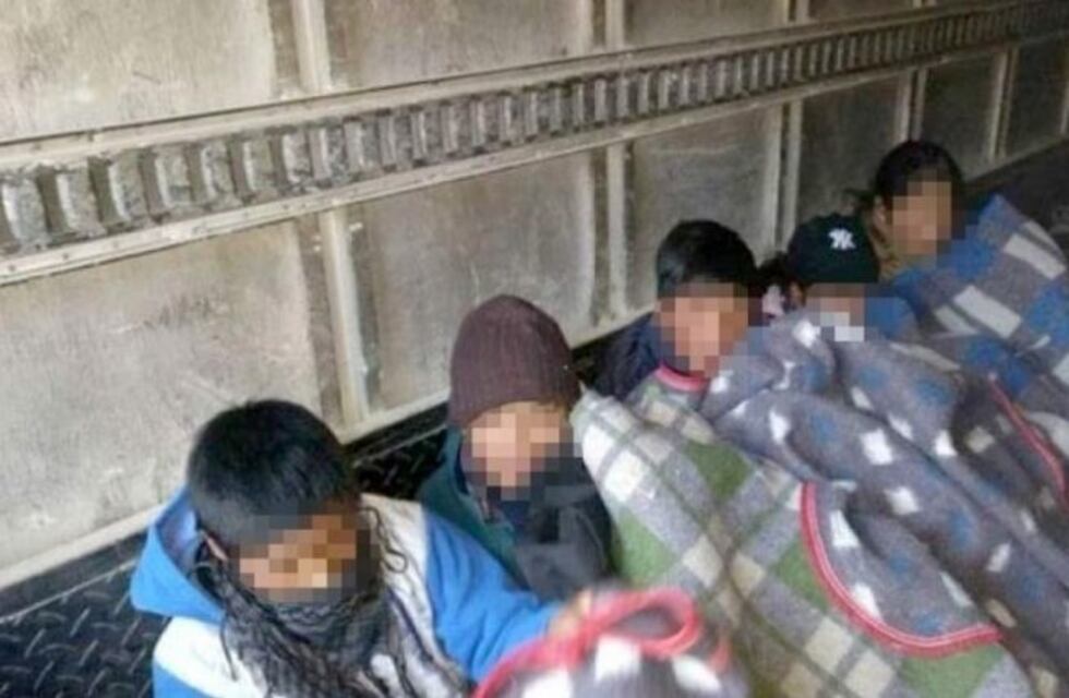 Escándalo en Jujuy: trasladaron a alumnos en un camión frigorífico durante una salida escolar