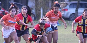 Rugby femenino (URT)