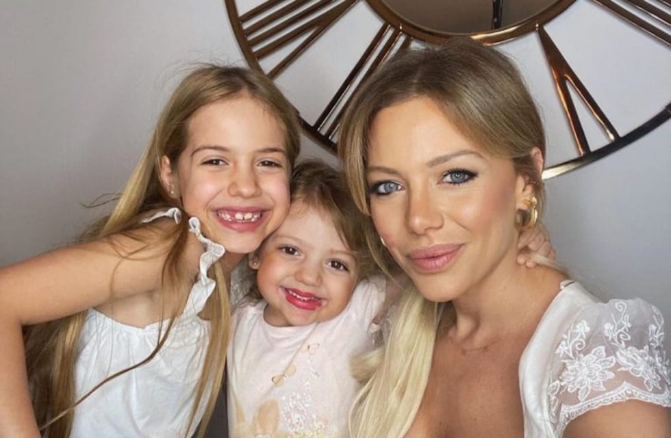 Evangelina Anderson le hizo el desafío viral de los chocolates a su hijita menor