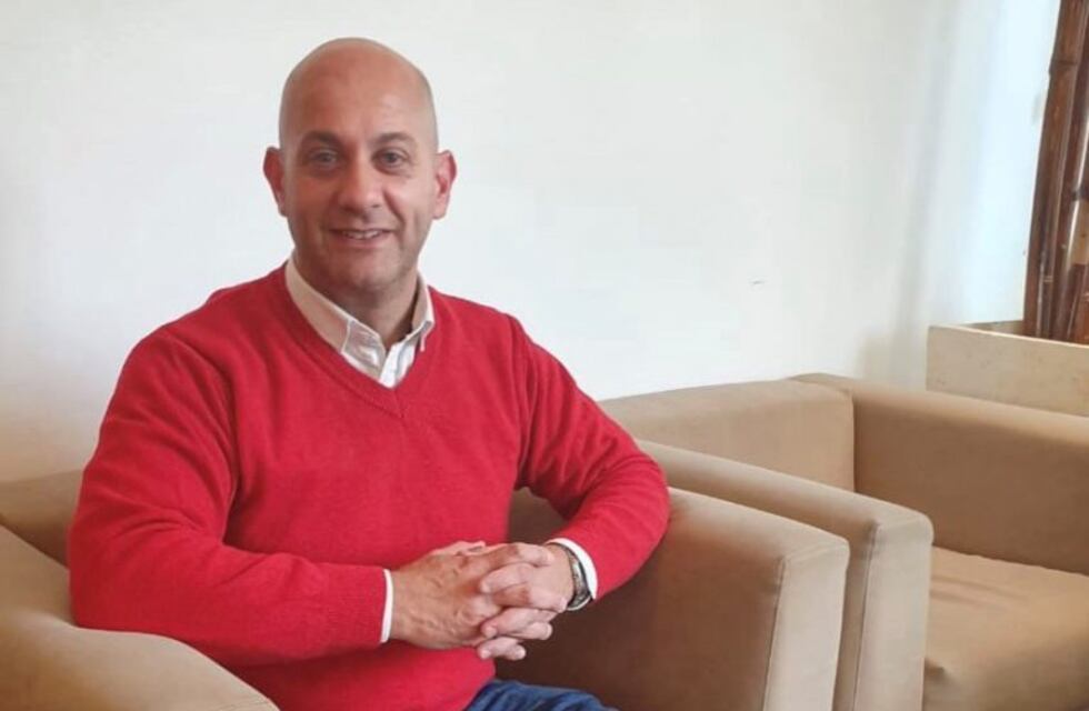 El Intendente y funcionarios de Carlos Paz congelan sus sueldos por un año