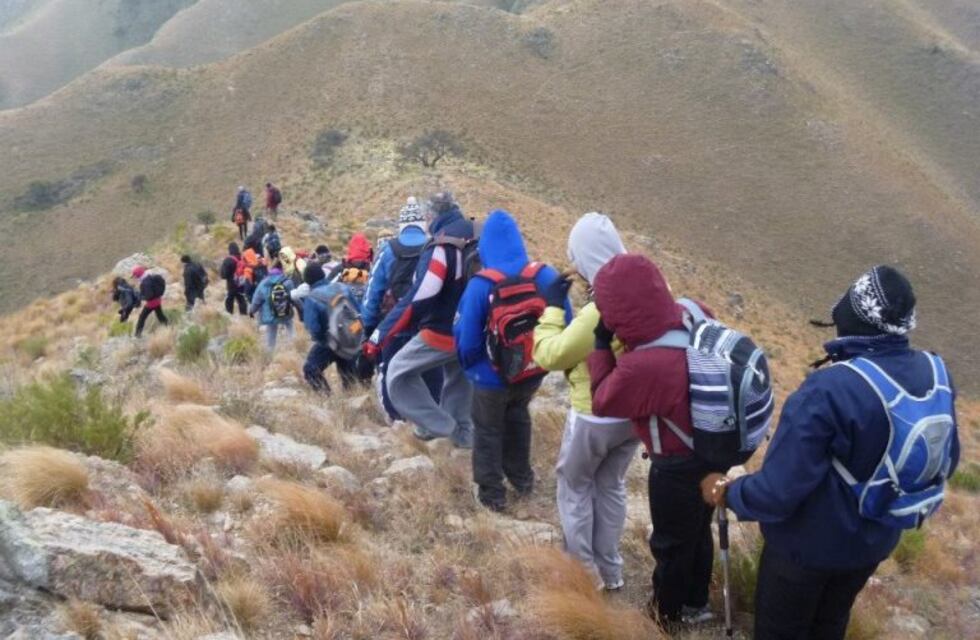 Inaugurarán el nuevo acceso al Cerro de la Cruz con una caminata