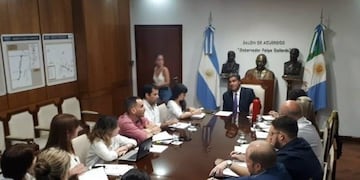 Se estiman caídas del 40% en los salarios del personal de Salud Pública\u002E (Web)\u002E