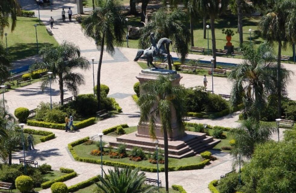 Inicio del otoño con día fresco y soleado