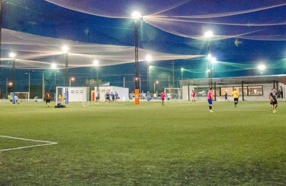 Después del video viral se viene la habilitación formal para el metegol humano en Rosario