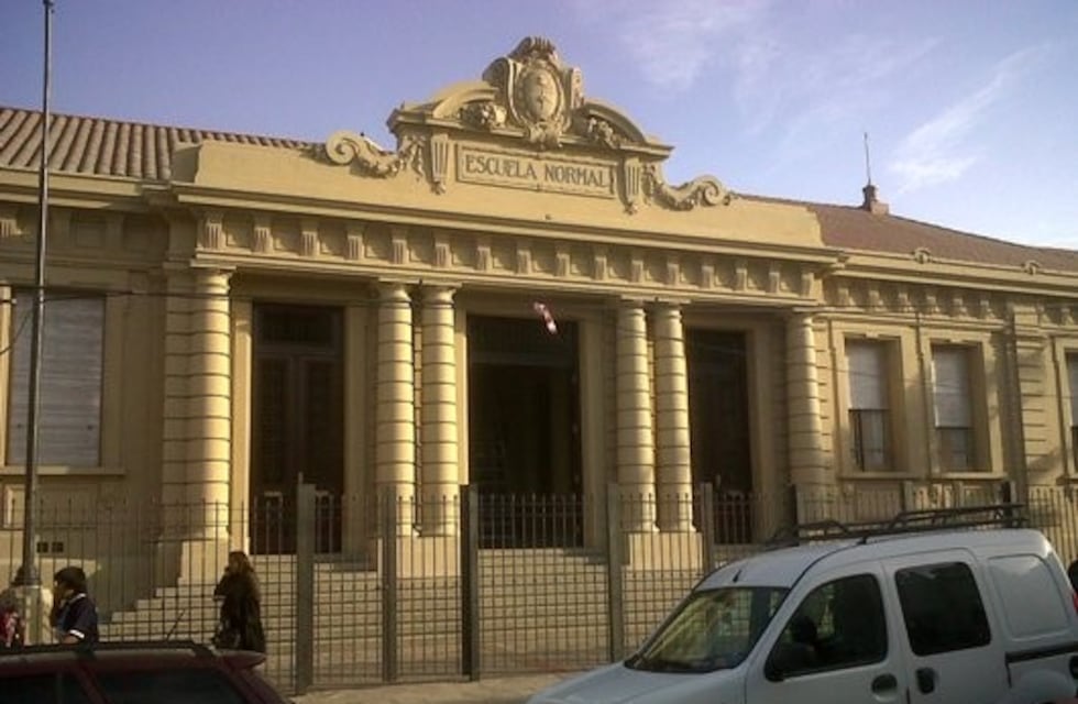 134 años cumple la Escuela Normal