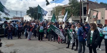Un sector de ATE se manifestó frente a la Secretaría de la Provincia para pedir la renuncia de Gaitán\u002E