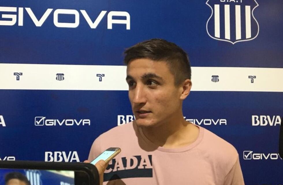 Tenaglia: "Extrañamos mucho al Cholo Guiñazú"