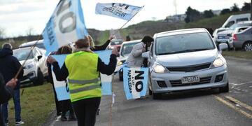 Asambleísta en Ruta 136\nCrédito: ElArgentino