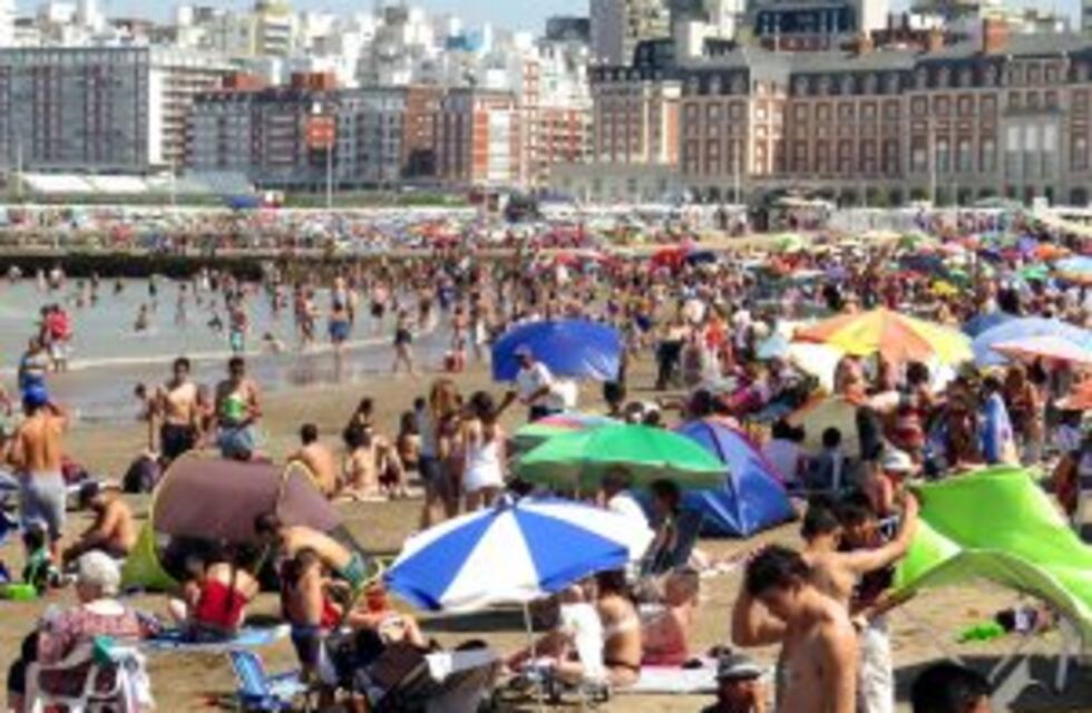 Mar del Plata: esta noche, recital gratuito de Axel desde las 20.30 en Parque Camet