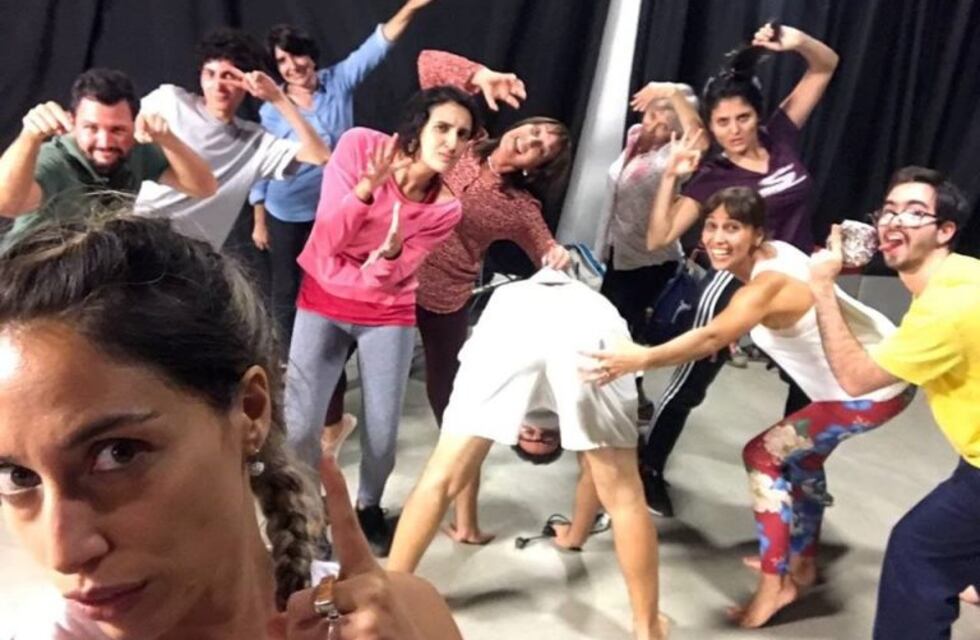 "Blanca como el barro" rompe con los estereotipos de los cuentos de hadas