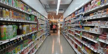 Los supermercados son uno de los comercios menos afectados por la pandemia