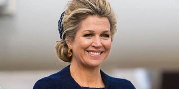 Máxima lució una capa degradé que se llevó todas las miradas