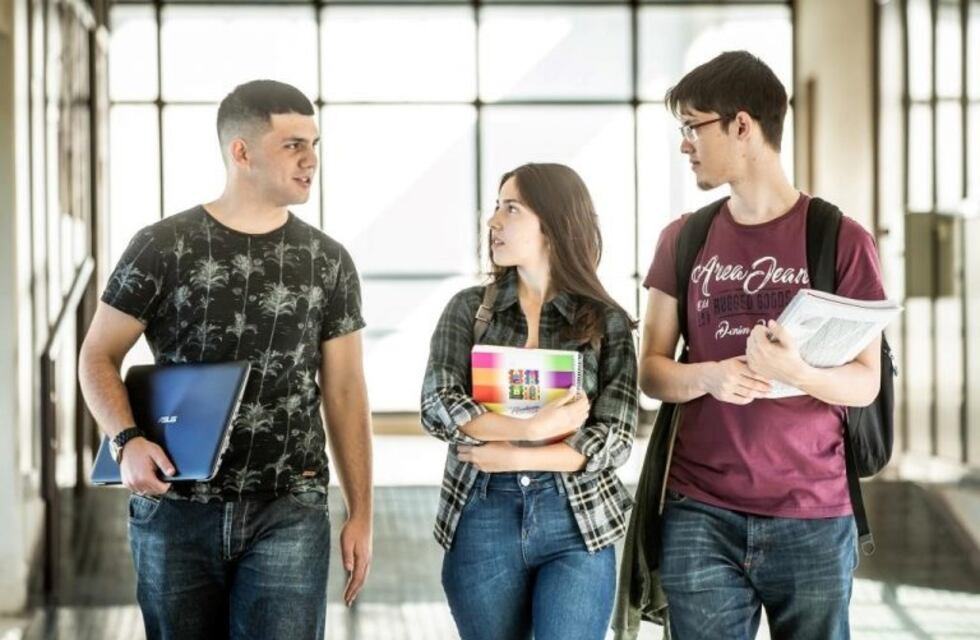 Edición 2019 de Becas Universitarias y Tecnicaturas de PAE